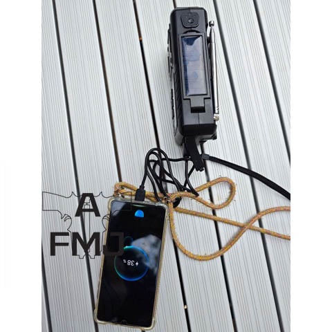 Origin Outdoors Radio à manivelle 'Multi' DAB+